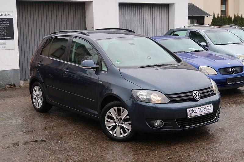 Gebraucht VW Golf VII Life 122 PS (89 kW) 2013 Blau Limousine