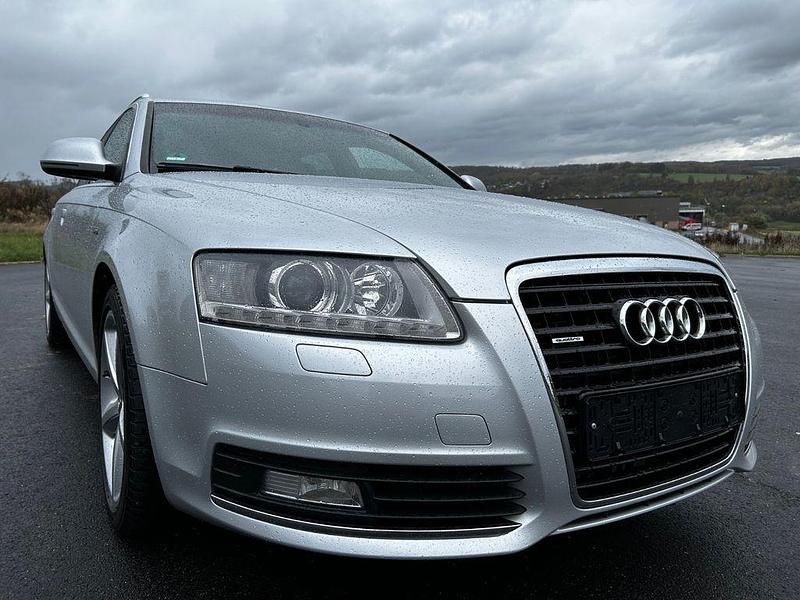 Grau Gebraucht 2009 Audi A6 Ambiente Kombi | 11.500 € - Bild 1/4
