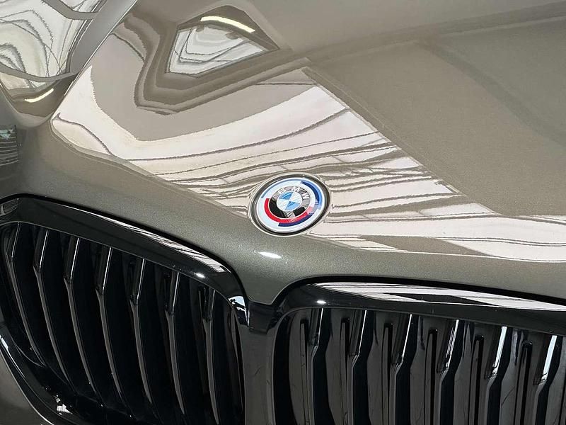 Gebraucht BMW X5 M M Sport 530 PS (389 kW) 2022 Manhatten SUV