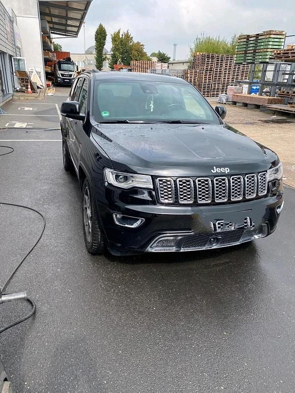 Gebraucht Jeep Grand Cherokee 250 PS (183 kW) 2019 Schwarz SUV