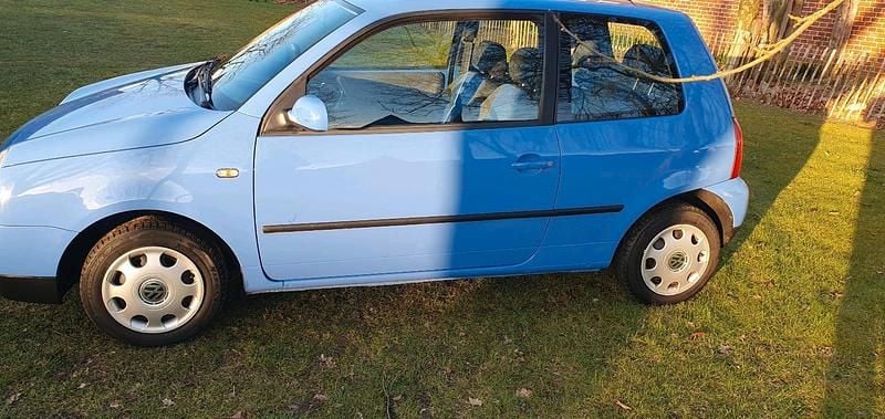 Gebraucht VW Lupo 50 PS (36 kW) 1998 Blau Kleinwagen