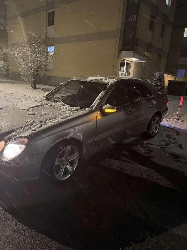 Gebraucht Mercedes E220 Elegance 170 PS (125 kW) 2006 Limousine