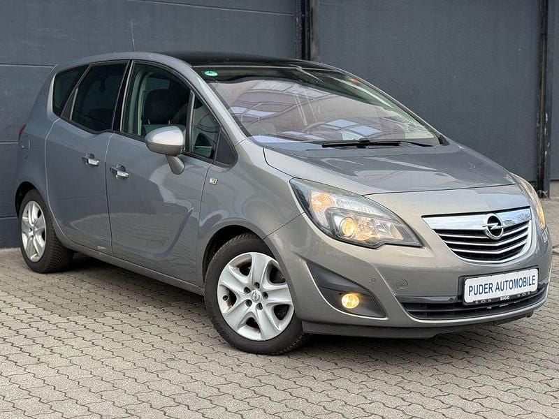 Grau Gebraucht 2012 Opel Meriva Innovation Van / Kleinbus | 3.990 € (Guter Preis) - Bild 1/4