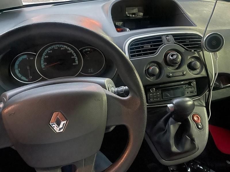Usado Renault Kangoo 44 kW (60 HP) 2019 Branco Monovolume
