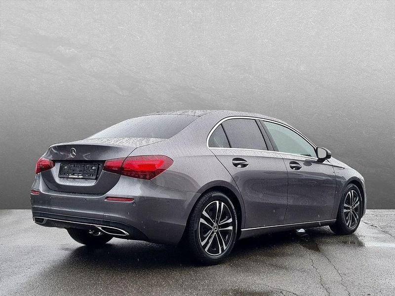 Gebraucht Mercedes A200 Advanced 163 PS (119 kW) 2024 Andere Limousine