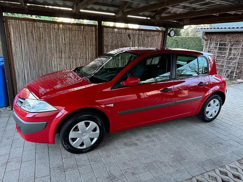 Gebraucht Renault Mégane II 111 PS (81 kW) 2008 Rot Limousine