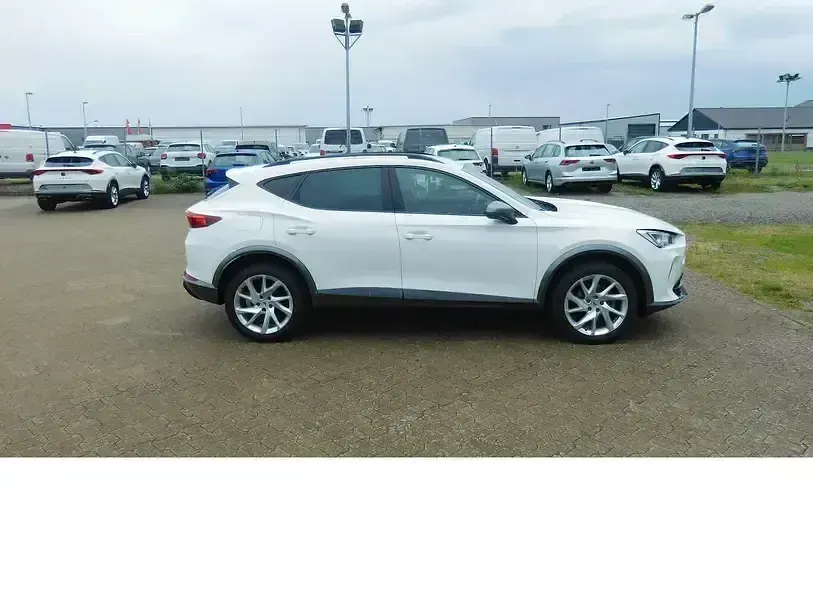 Gebraucht Cupra Formentor 150 PS (110 kW) 2023 Candyweiss b9aweiß SUV