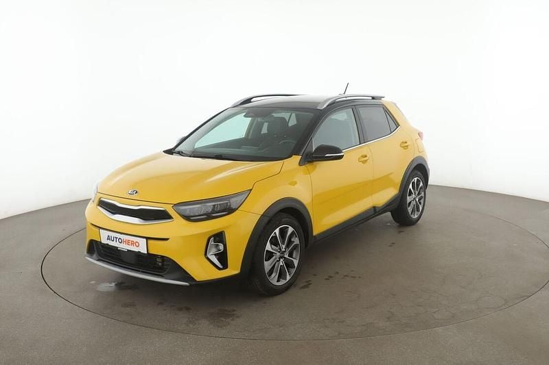 Gelb Gebraucht 2021 Kia Stonic Platinum Edition SUV | 17.930 € (Fairer Preis) - Bild 1/3