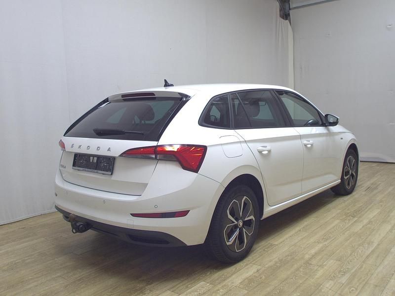 Gebraucht Skoda Scala Drive 116 PS (85 kW) 2020 Weiss Kleinwagen
