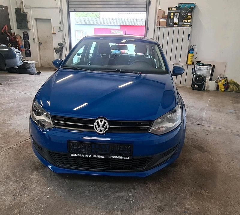 Blau Gebraucht 2010 VW Polo Kleinwagen | 3.900 € (Fairer Preis) - Bild 1/4