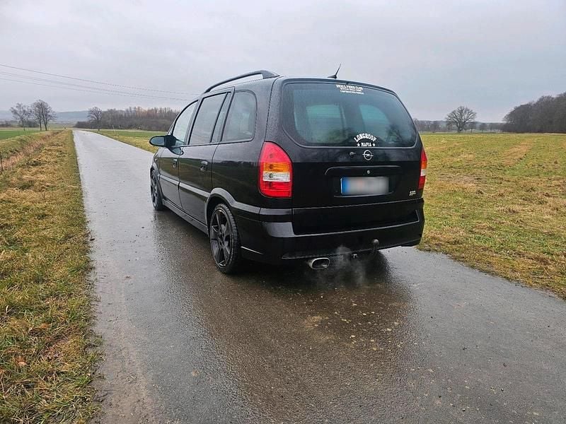 Gebraucht Opel Zafira OPC 192 PS (141 kW) 2002 Schwarz Van / Kleinbus
