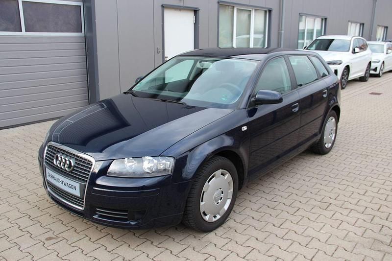 Gebraucht Audi A3 Attraction 102 PS (75 kW) 2005 Blau Kleinwagen