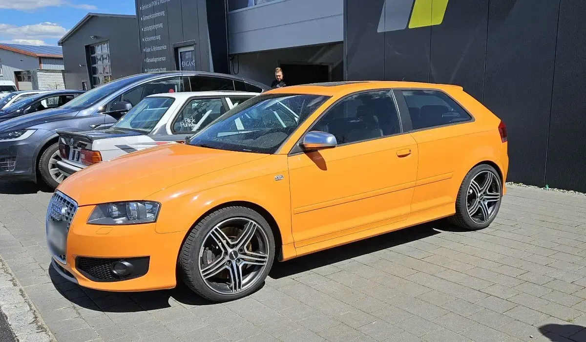 Gebraucht Audi S3 Sportback Performance 265 PS (194 kW) 2008 Orange Kleinwagen
