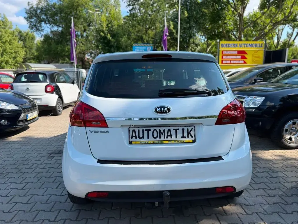 Gebraucht Kia Venga Spirit 125 PS (91 kW) 2017 Weiß Kleinwagen