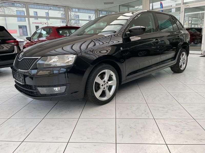 Gebraucht Skoda Rapid Ambition 105 PS (77 kW) 2014 Schwarz Kleinwagen