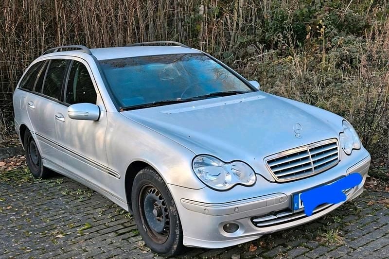 Gebraucht Mercedes C220 150 PS (110 kW) 2006 Silber Kombi