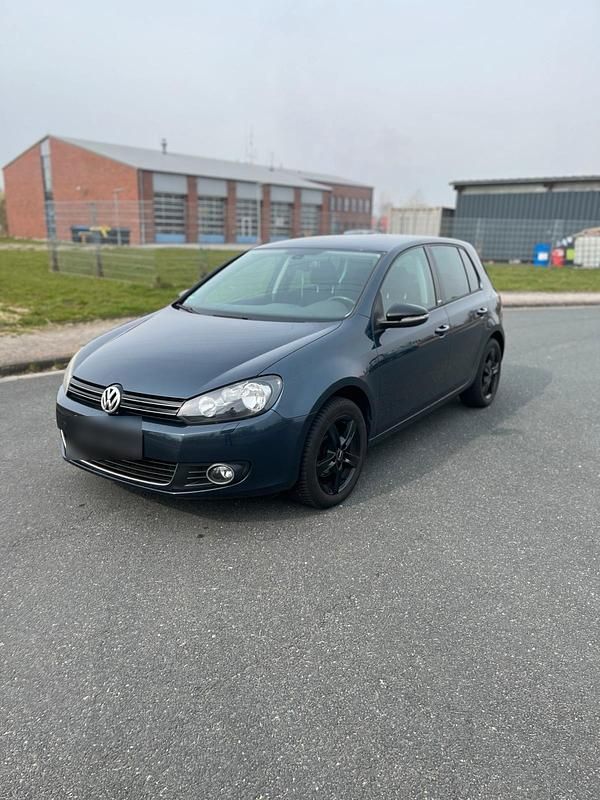 Gebraucht VW Golf VI Style 122 PS (89 kW) 2011 Blau Kleinwagen