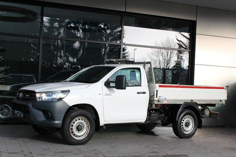 Gebraucht Toyota HiLux 150 PS (110 kW) 2020 Weiß Pickup