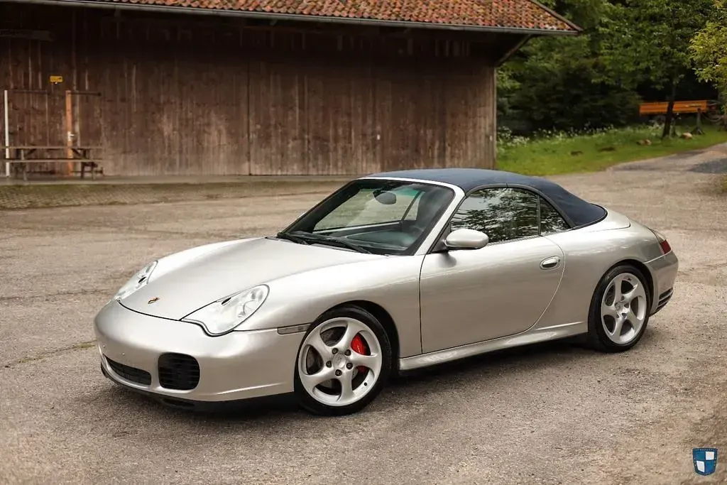Usata Porsche 911 Carrera 4S Cabriolet 320 CV (235 kW) 2004 Argento Cabrio
