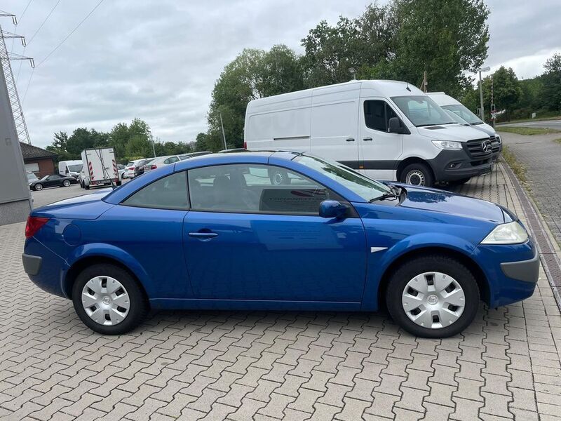 Gebraucht Renault Mégane Cabriolet Authentique 111 PS (81 kW) 2006 Blau metallic Cabrio