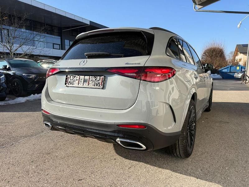 Neu Mercedes GLC220 Premium Plus 197 PS (144 kW) 2026 Grau SUV