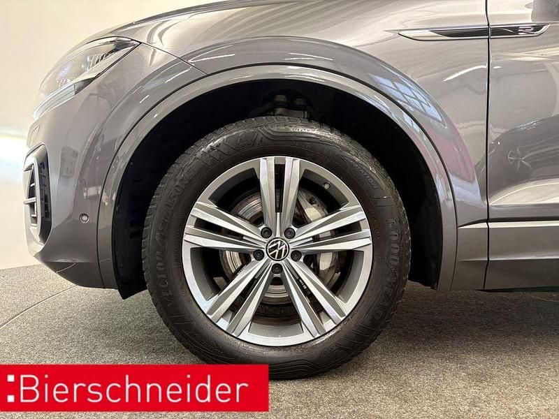 Gebraucht VW Touareg R-line 231 PS (169 kW) 2023 Grau SUV