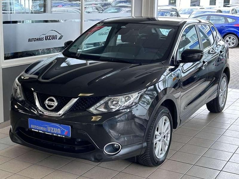 Schwarz Gebraucht 2016 Nissan Qashqai Tekna SUV | 12.590 € (Fairer Preis) - Bild 1/3
