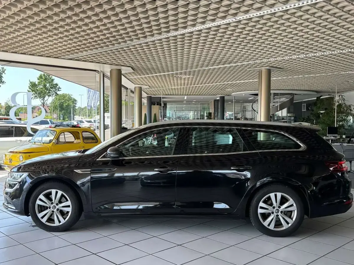 Gebraucht Renault Talisman 160 PS (117 kW) 2020 Sternenschwarz Kombi