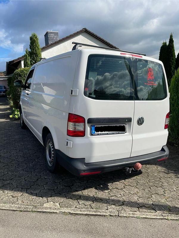 Gebraucht VW Transporter 102 PS (75 kW) 2015 Weiß Van