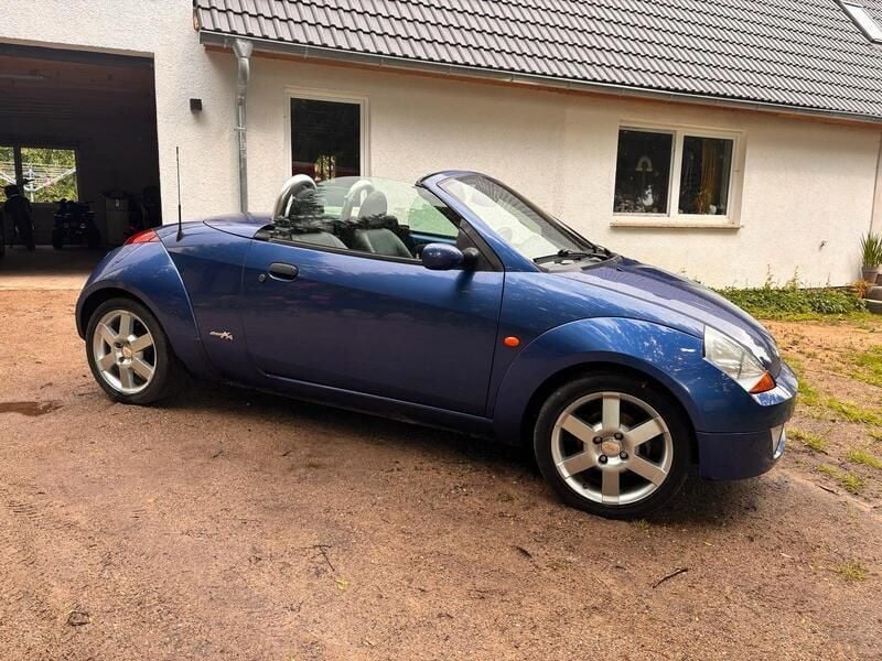 Blau Gebraucht 2002 Ford StreetKa Cabrio | 1.400 € - Bild 1/4