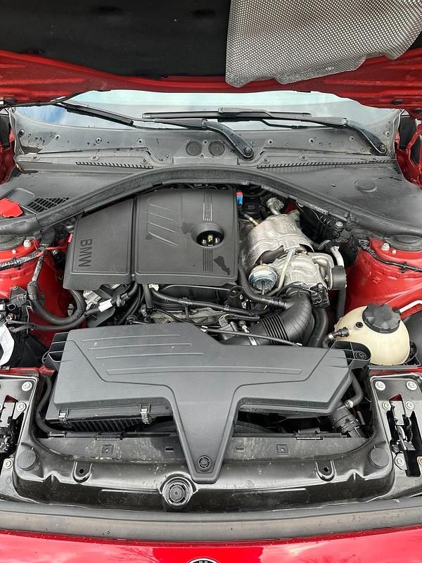 Gebraucht BMW 116 136 PS (100 kW) 2013 Rot Kleinwagen