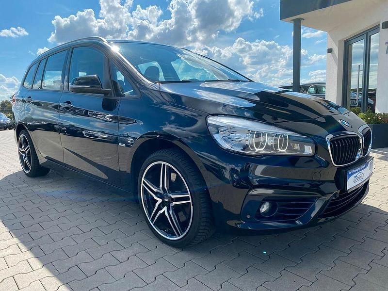 Schwarz Gebraucht 2016 BMW 220 Sport Line Kombi | 19.200 € (Fairer Preis) - Bild 1/4