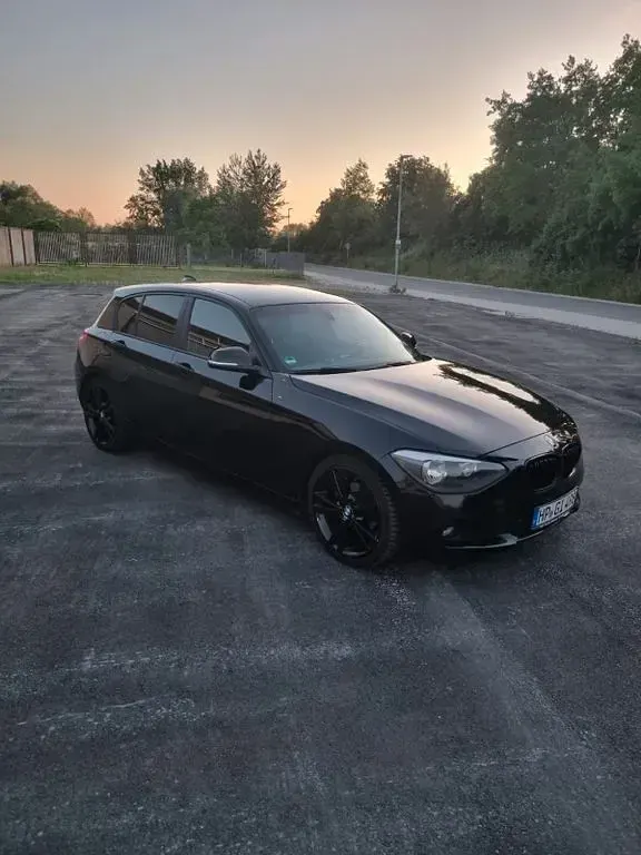 Gebraucht BMW 116 136 PS (100 kW) 2013 Schwarz Kleinwagen