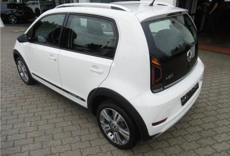 Gebraucht VW cross up! 75 PS (55 kW) 2017 Weiß Kleinwagen