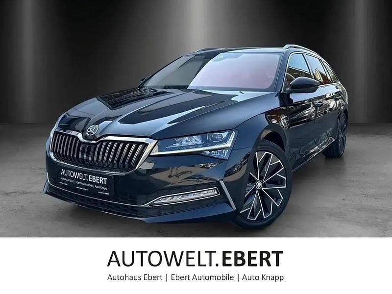 Black metallic Gebraucht 2022 Skoda Superb LAURIN & KLEMENT Kombi | 30.890 € (Fairer Preis) - Bild 1/4
