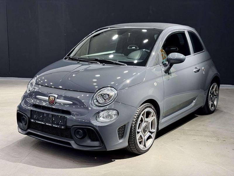 Gebraucht Abarth 500C 145 PS (106 kW) 2018 Colore esterno (pista grau) Cabrio