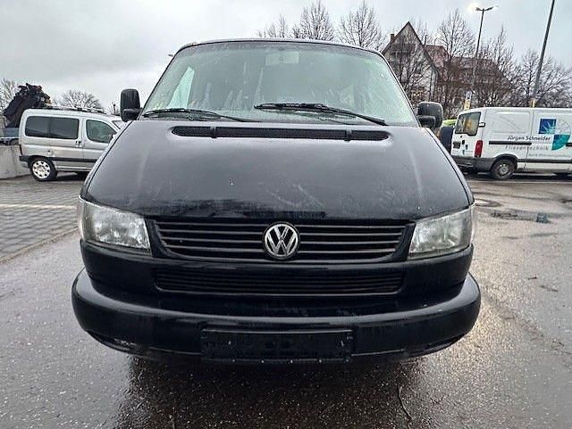 Gebraucht VW T4 102 PS (75 kW) 2003 Schwarz Van