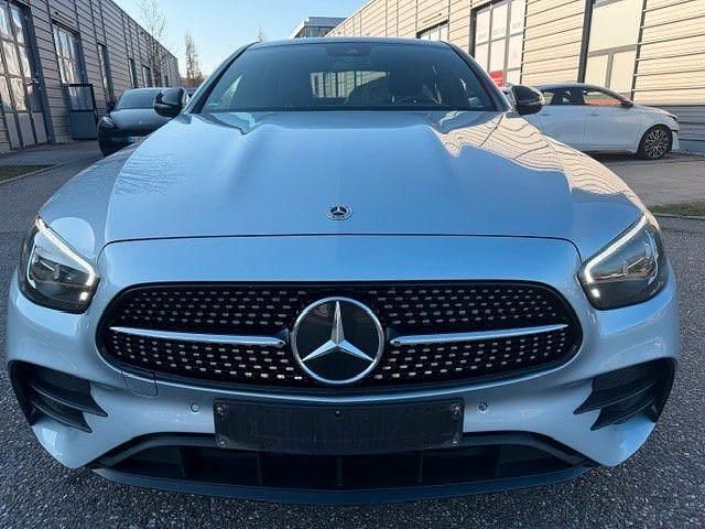 Gebraucht Mercedes E300 AMG line 194 PS (142 kW) 2023 Silber Limousine