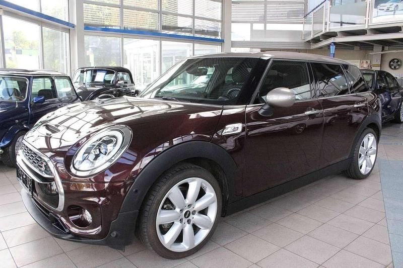 Pure burgundy met. Gebraucht 2018 Mini Cooper S Clubman Kombi | 21.900 € (Fairer Preis) - Bild 1/4