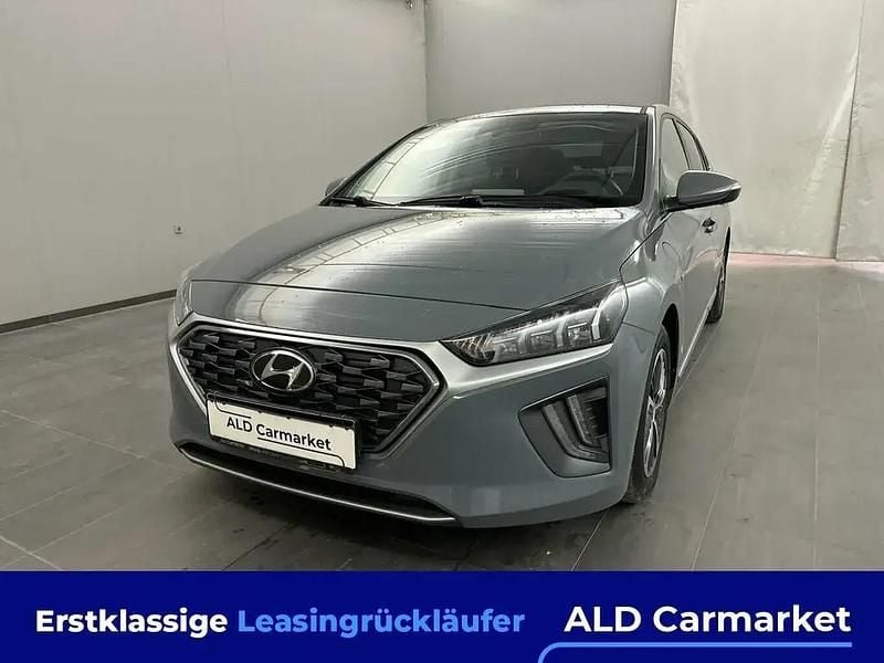 Lackierung: /mineraleffektlack > electric shadow Gebraucht 2021 Hyundai Ioniq Style Limousine | 15.480 € (Fairer Preis) - Bild 1/4