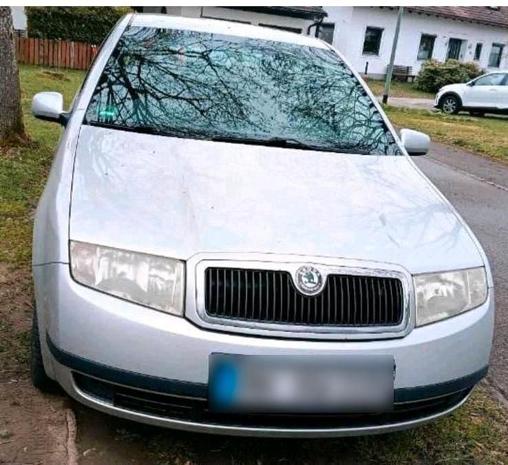 Second-hand Skoda Fabia 75 CP (55 kW) 2004 Argintiu Hatchback
