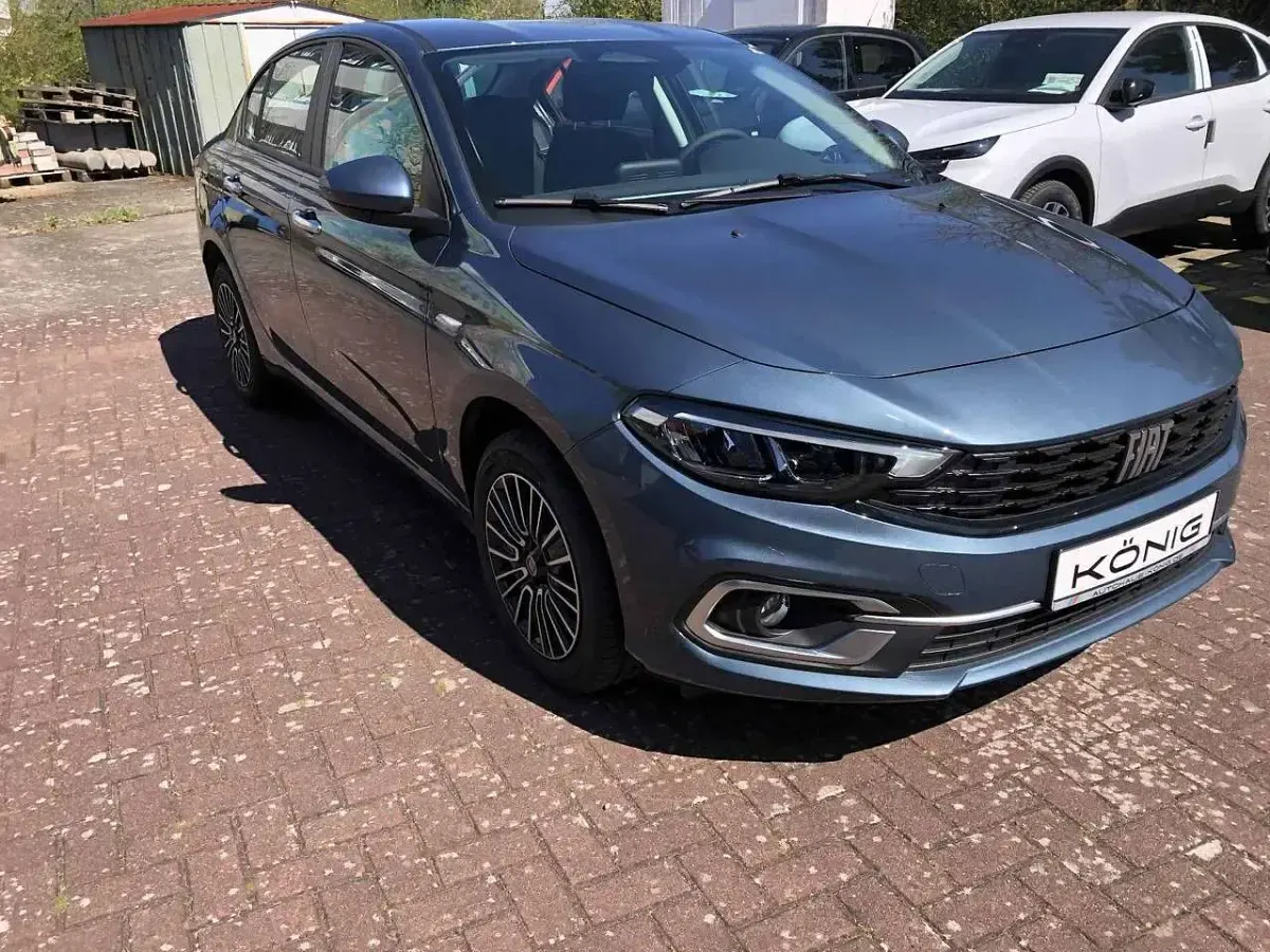 Gebraucht Fiat Tipo Urban 131 PS (96 kW) 2026 Ozean blau Limousine