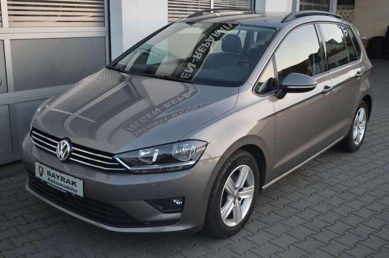 Limestone grey metallic Gebraucht 2014 VW Golf Sportsvan Comfortline Van / Kleinbus | 12.890 € (Etwas zu teuer) - Bild 1/2