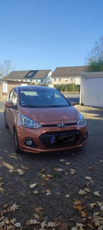 Gebraucht 2013 Hyundai i10 Intro Edition Kleinwagen | 6.590 € (Teuer) - Bild 1/4