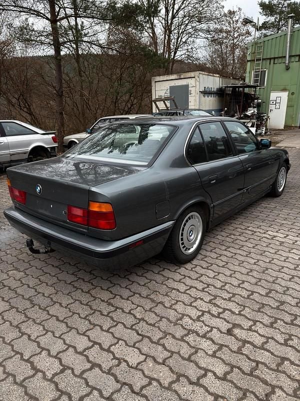 Second-hand BMW 525 193 CP (141 kW) 1990 Gri Berlinǎ