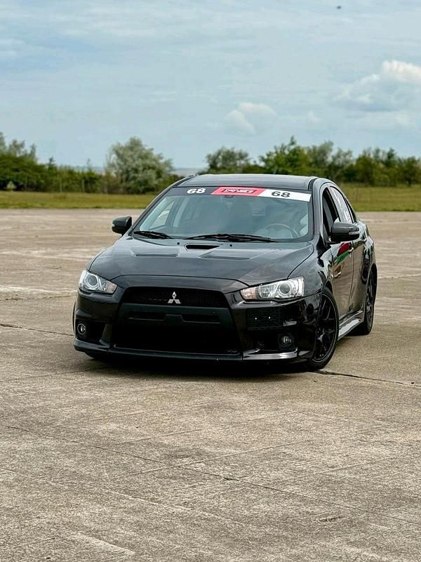 Gebraucht Mitsubishi Lancer 350 PS (257 kW) 2014 Schwarz Limousine