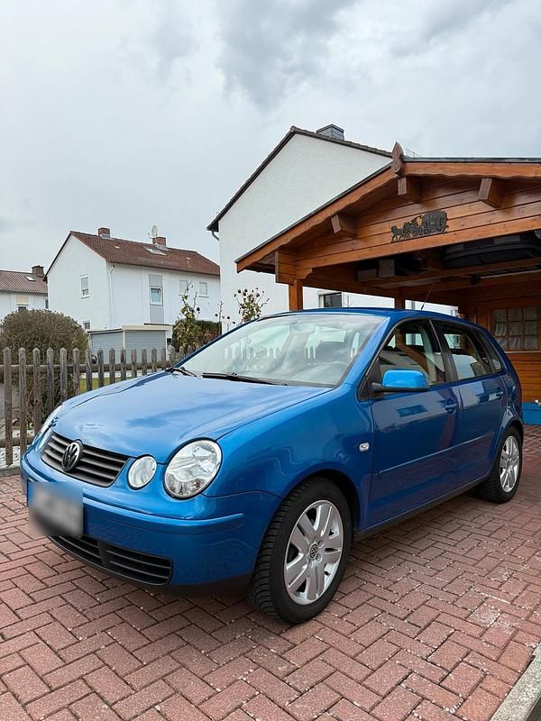 Gebraucht VW Polo Cricket 86 PS (63 kW) 2004 Blau Kleinwagen