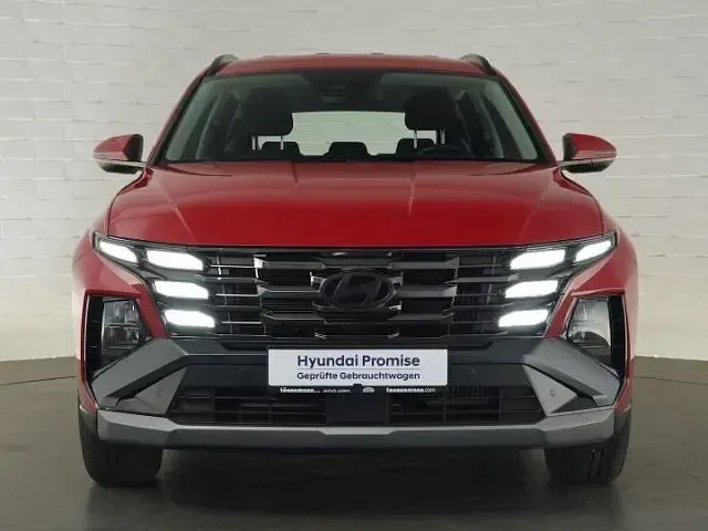 Gebraucht Hyundai Tucson 215 PS (158 kW) 2025 Rot SUV