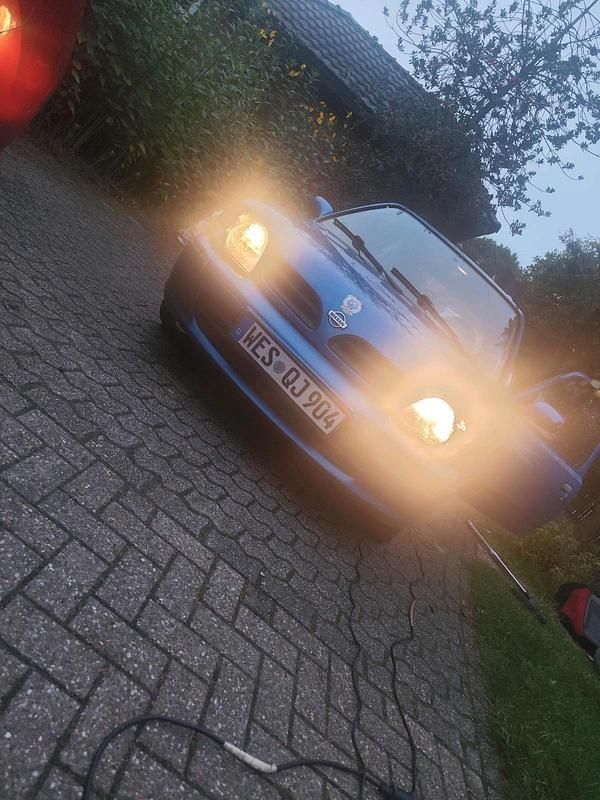 Blau Gebraucht 1999 Nissan Micra Kleinwagen | 600 € - Bild 1/4