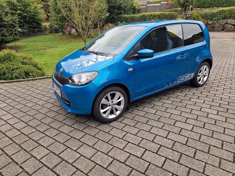 Blau Gebraucht 2017 Skoda Citigo Fun Kleinwagen | 5.990 € (Guter Preis) - Bild 1/4